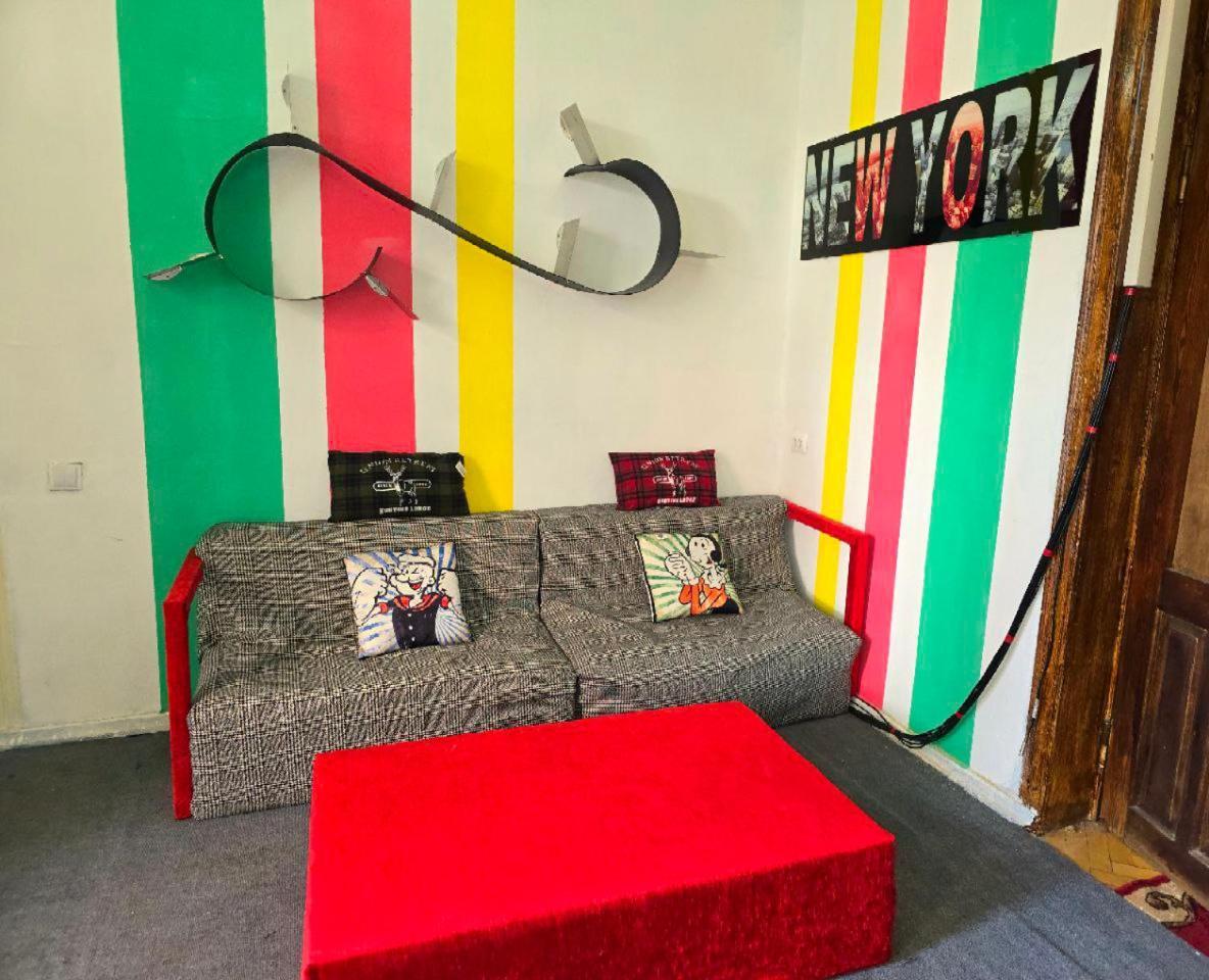 Colors Hostel 第比利斯 外观 照片