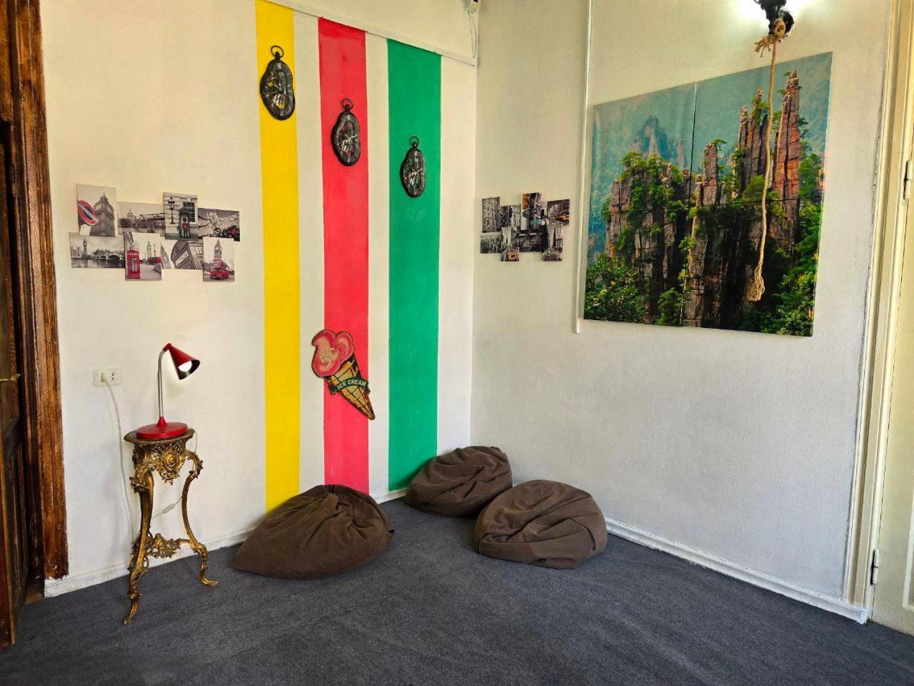 Colors Hostel 第比利斯 外观 照片