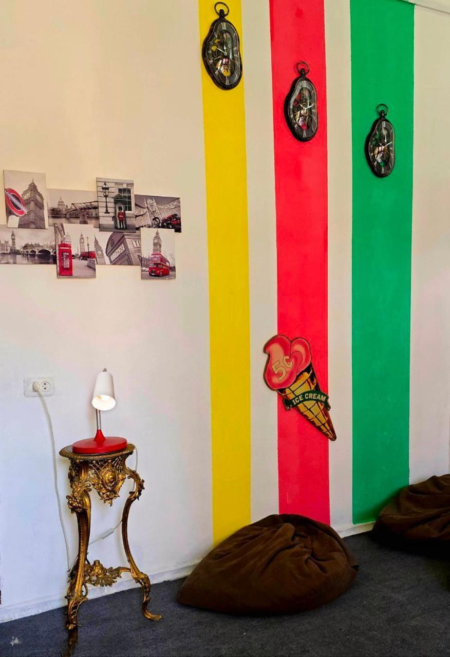 Colors Hostel 第比利斯 外观 照片
